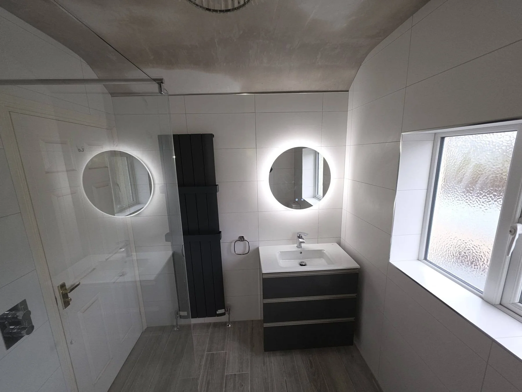 Bath-to-Walk-In Shower Conversion